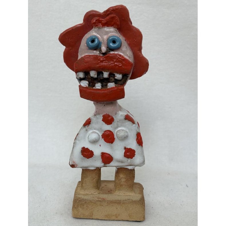 Dame med r�de prikker, skulptur, ca. 23 cm
