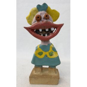 Dame med gult h�r, skulptur, H.17 cm