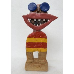 Grinedreng med bl� briller, skulptur, H.22 cm