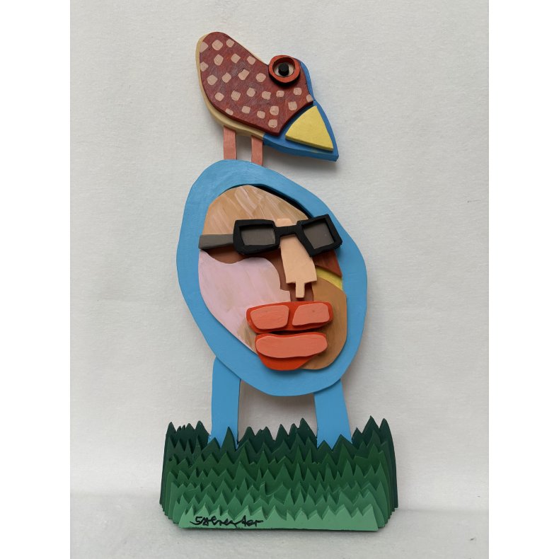 Mand med fantasiens fugl, bemalet trrelief