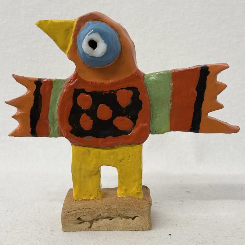 Vingesus med orange hoved, skulptur, ca. 18x16 cm