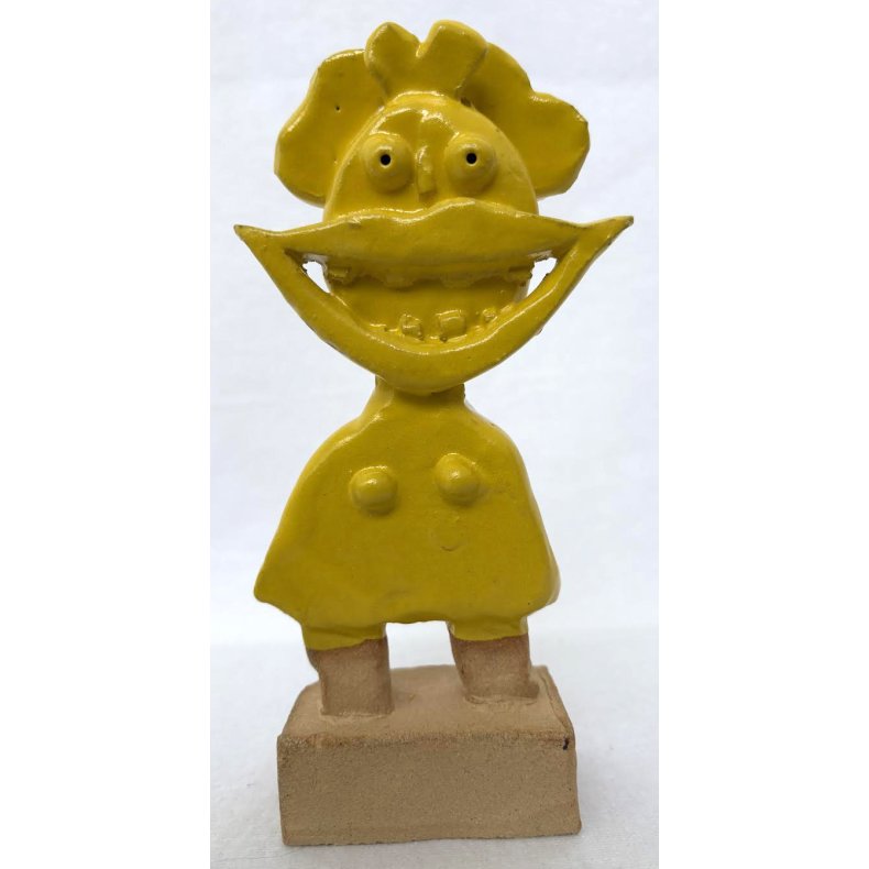 Grinepige, skulptur, gul, H. ca. 17 cm