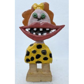 Grinepige med sorte prikker, skulptur, ca. 22 cm