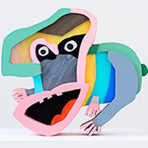 Lille mghund, bemalet trskulptur