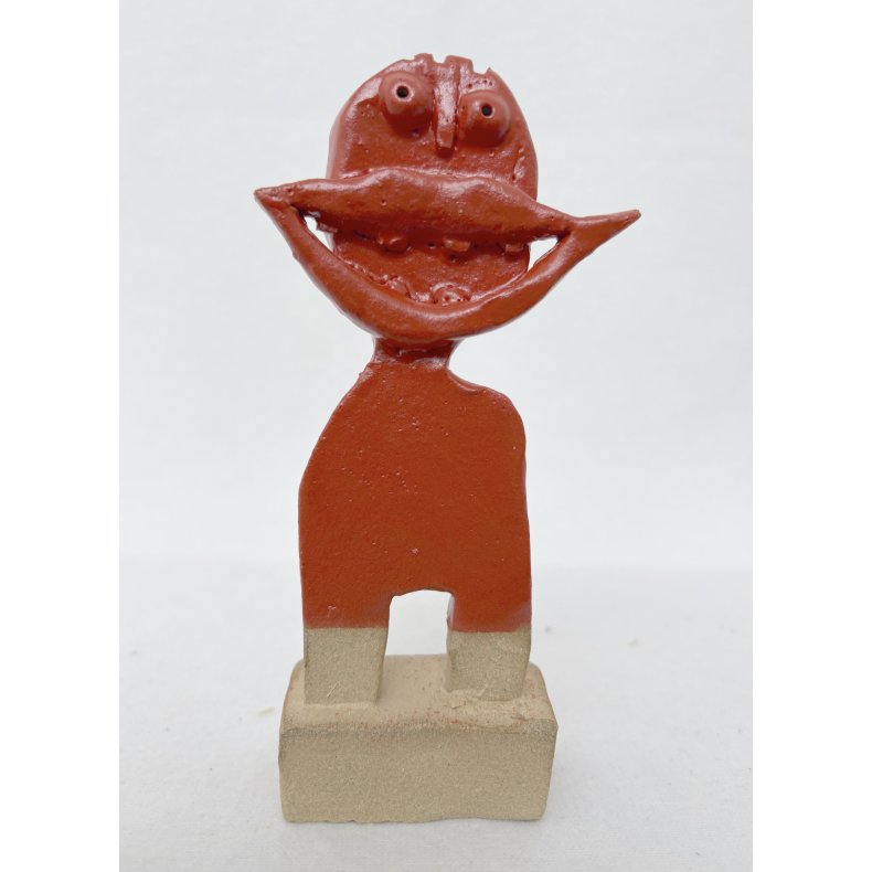 Grinedreng, skulptur, rd, H.17 cm